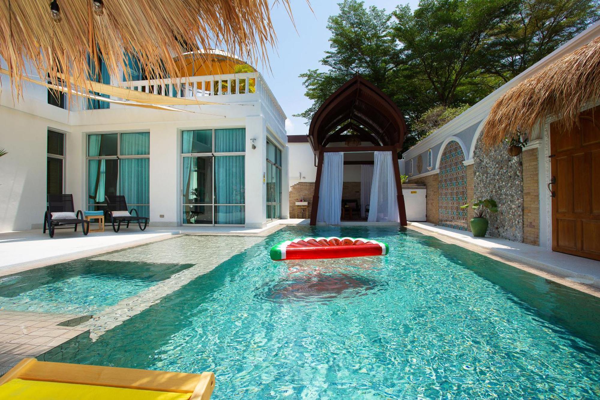 Nagawari Art Maldives Pattaya Villa Na Chom Thian Exterior photo