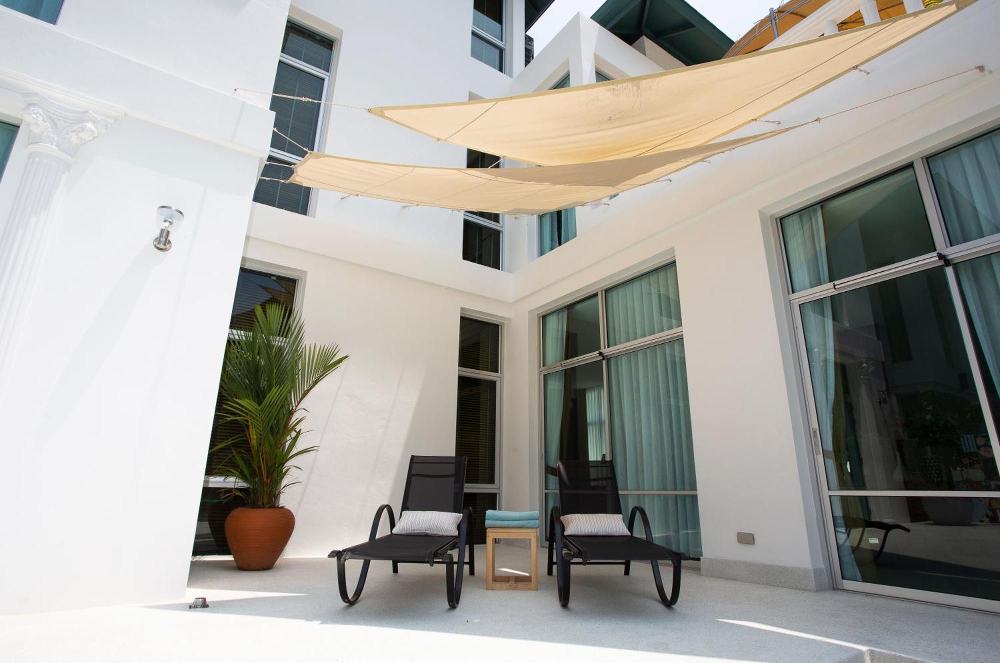Nagawari Art Maldives Pattaya Villa Na Chom Thian Exterior photo