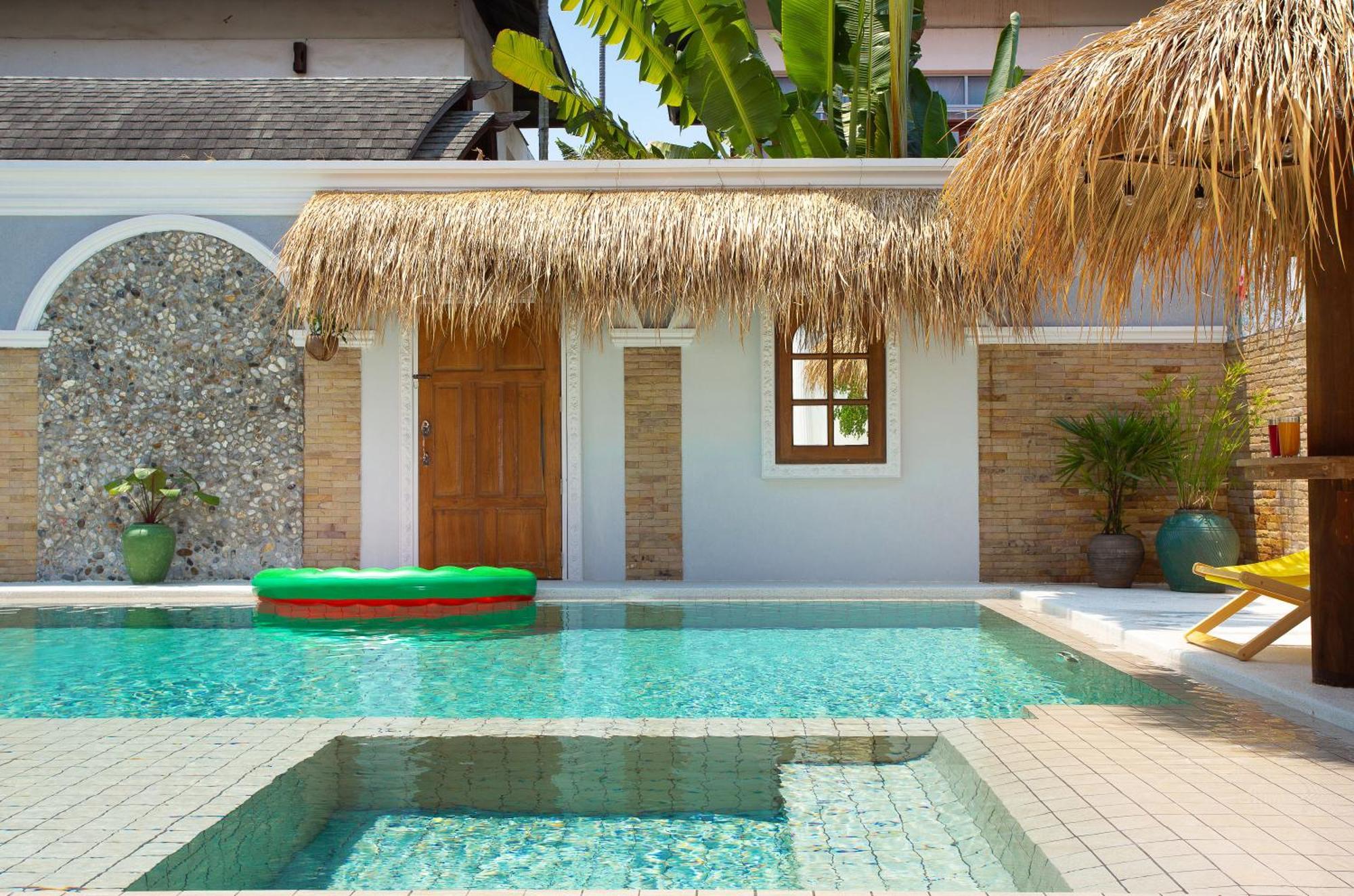 Nagawari Art Maldives Pattaya Villa Na Chom Thian Exterior photo